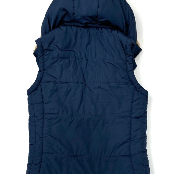 Women’s Vest - Hooded Poofy Faux Fur Collar Zip Up Vest - Retro Vintage Inspired - Picture 11 of 15